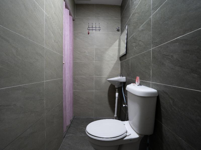 Oyo 44093 Vrm Hotel Seremban Luaran gambar