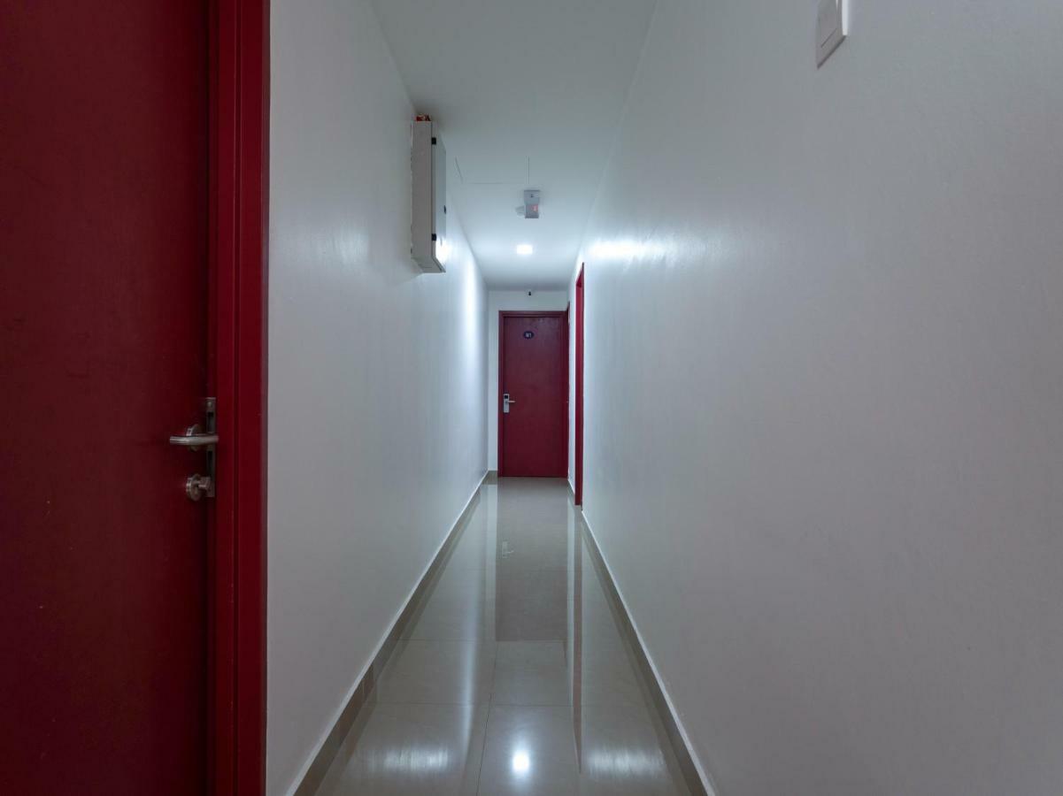 Oyo 44093 Vrm Hotel Seremban Luaran gambar